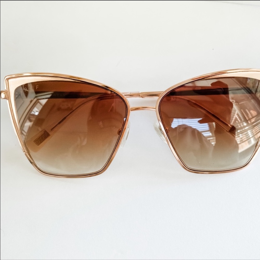 Diff Becky Sunglasses